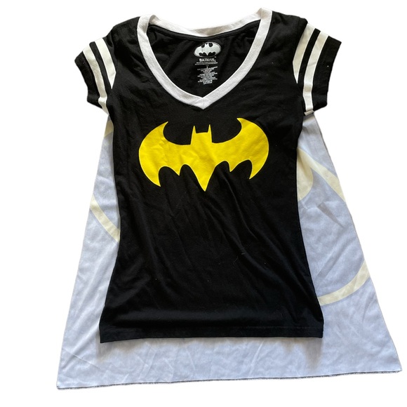 DC Comics Tops Batgirl Shirt With Detachable Cape Dc Comics Small
